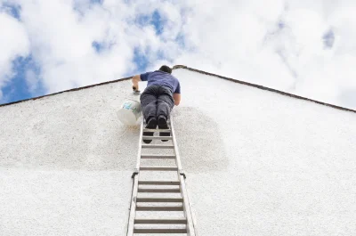 Peinture extérieure à Villeneuve-la-Guyard — façades et ravalement